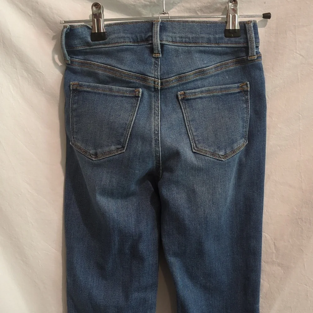 Old Navy | Extra High-Rise Ballerina Leggings Medium Blue | 10